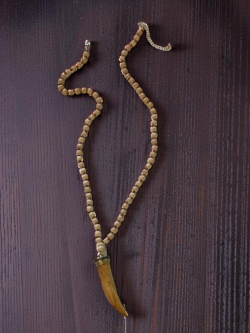 NWOT Boho Hand-Carved Wood Horn Pendant Necklace Beaded Mala Style